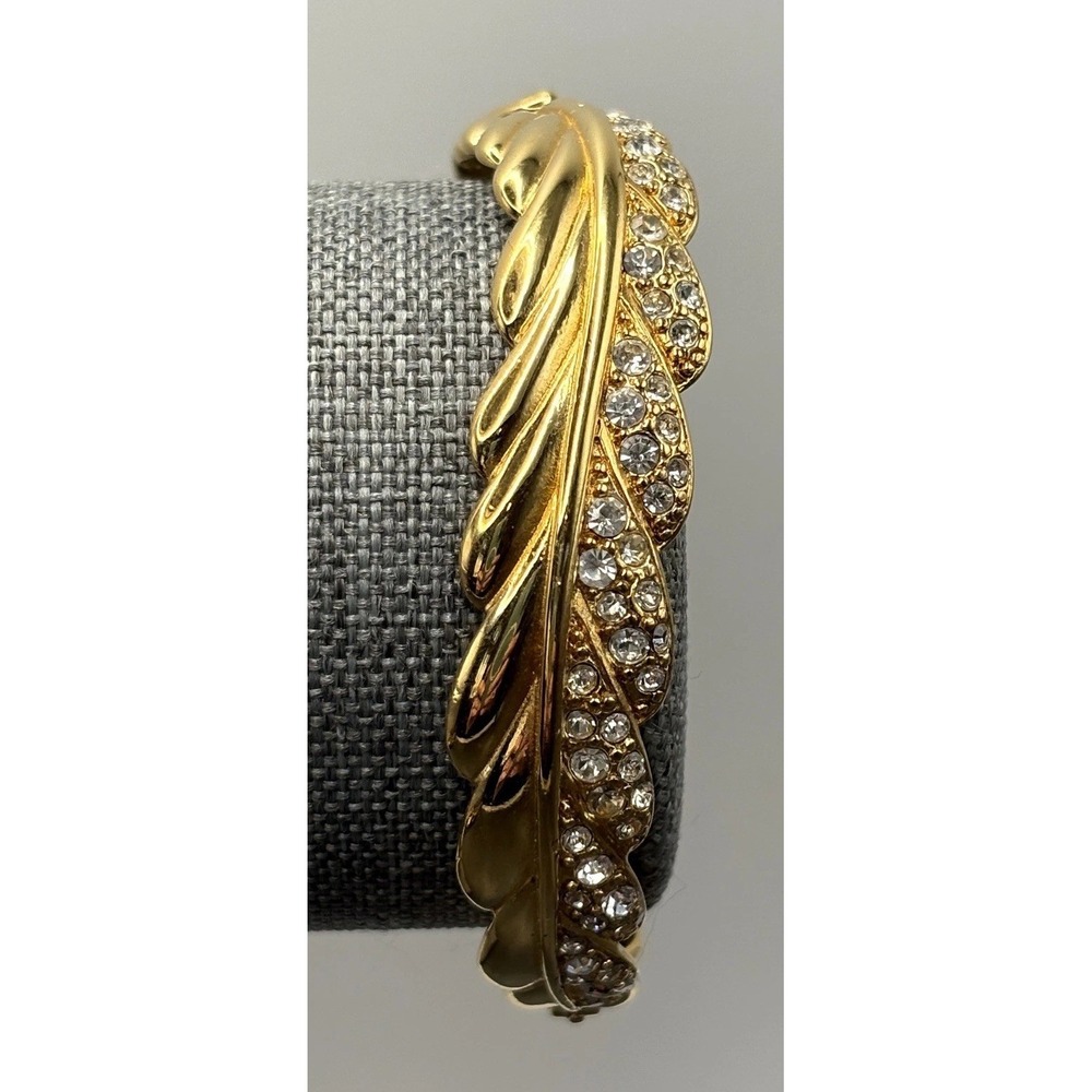 Vintage Monet Rhinestone Crystal Leaf Bangle Bracelet Rich 6.75" Gold Tone